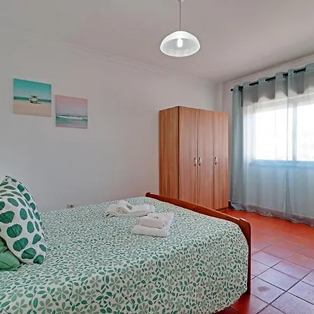 1 By Homing Apartment