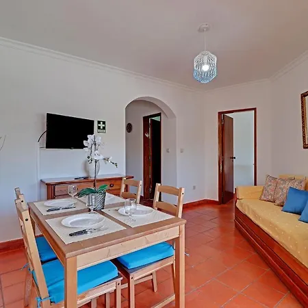 1 By Homing Apartment