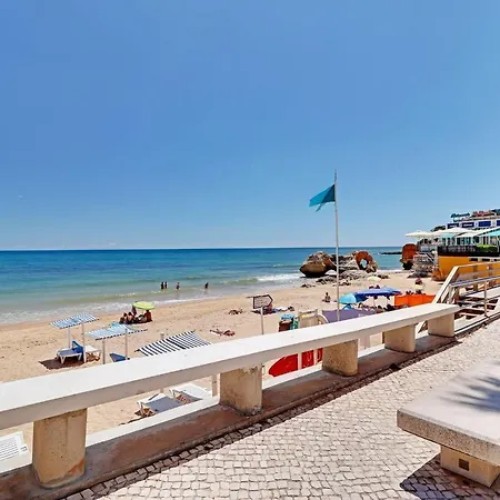 1 By Homing 公寓 *