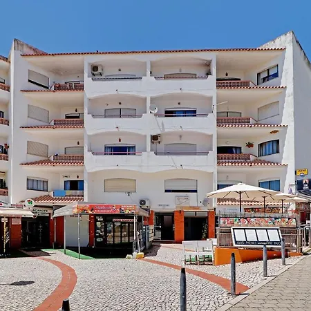 1 By Homing Appartement